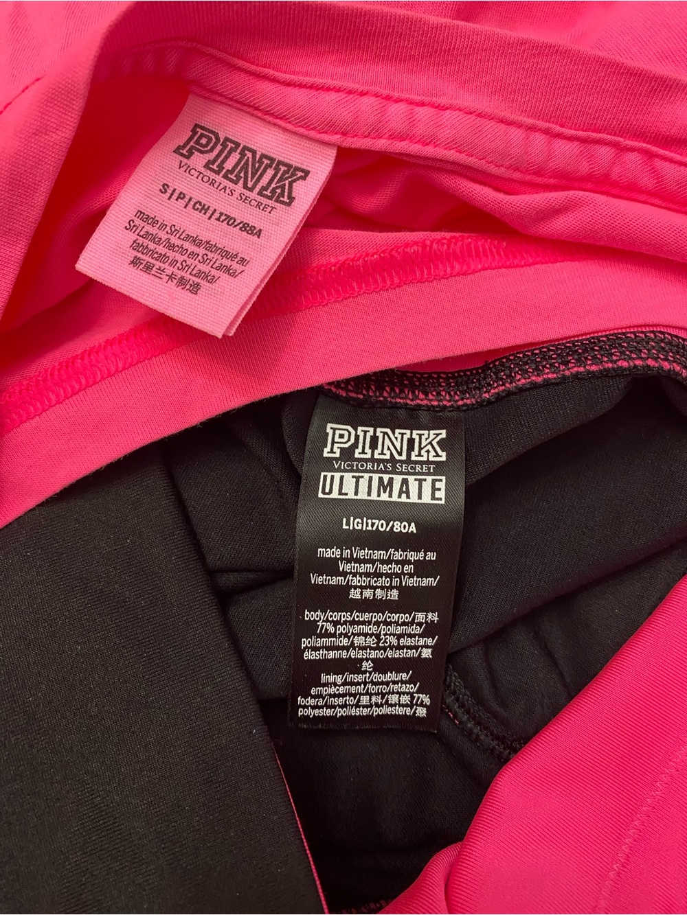 2019 VS Pink Ultimate leggings black & pink piping and long sleeve tee - Picture 3 of 3